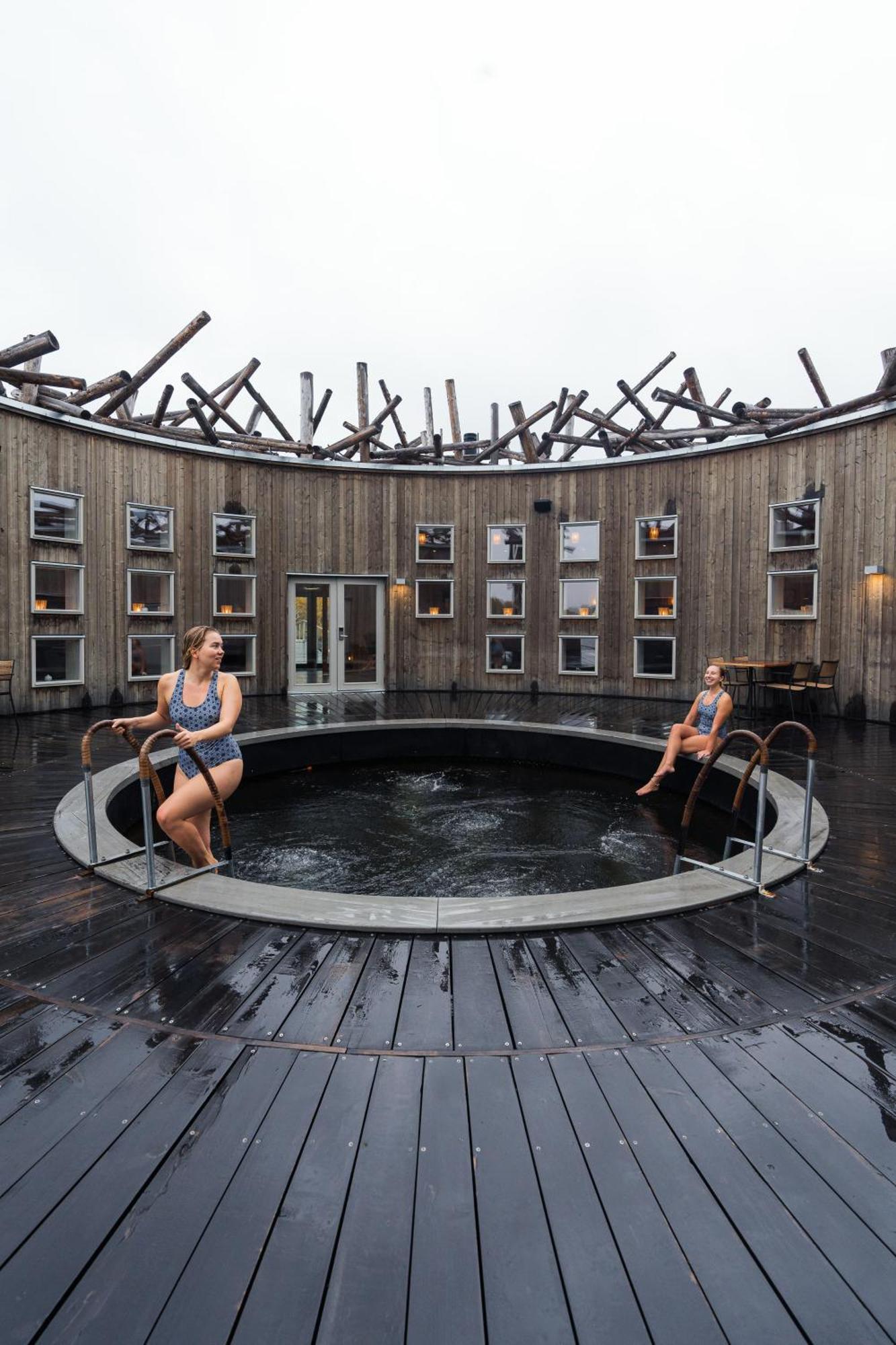 Arctic Bath Hotel Harads Exterior foto